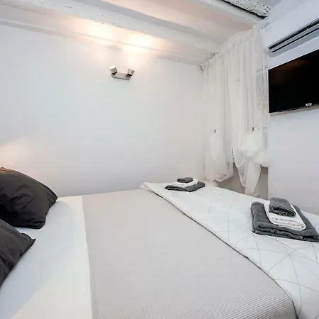 Apartment Driovier 5 *